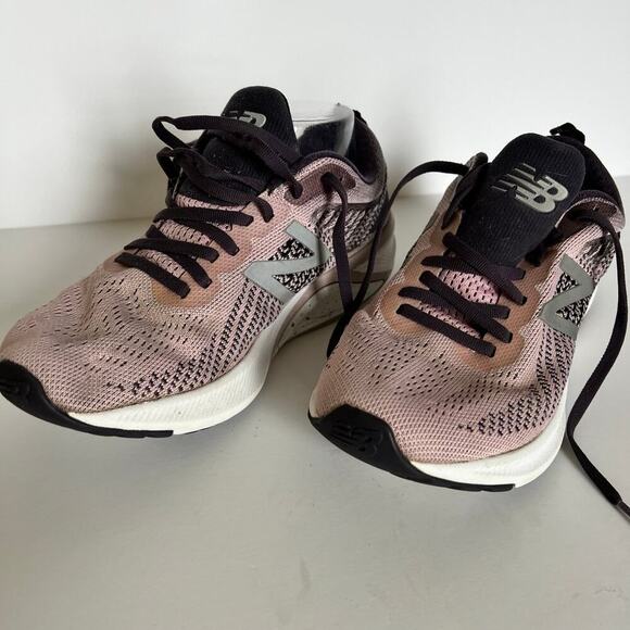 NEW BALANCE 870 running, pink/plum color, lightweight women’s size 9 - Picture 2 of 10